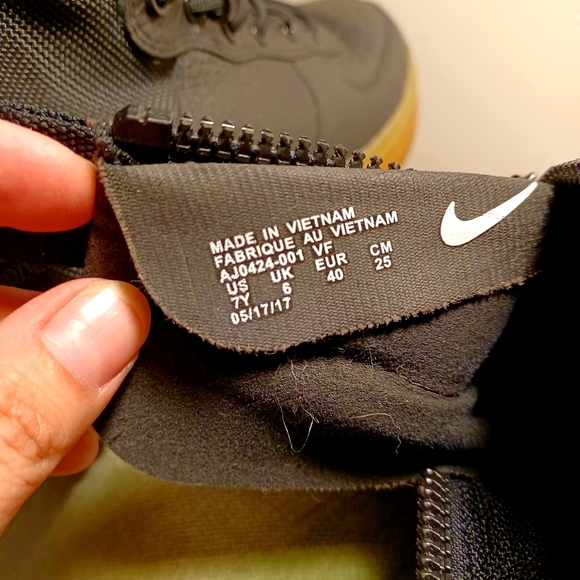 Nike SF AF1 Urban Utility Black Gum Size 7Y (or size 8.5 Women) - Picture 5 of 7